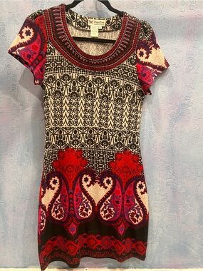 Papillon Blanc Red, Black & Cream Short Sleeve Patterned Mini Dress